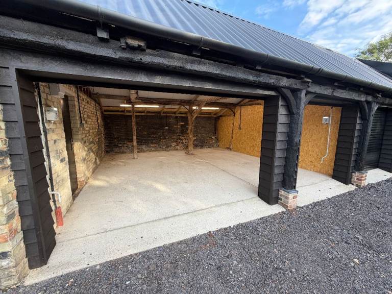 Workshop / Storage Unit / Studio / Garage Newly Refurbished UNDER OFFER