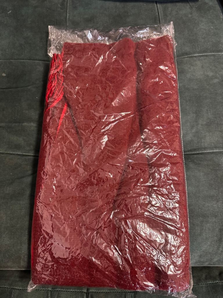 New Burgundy & Red Fringed Scarf