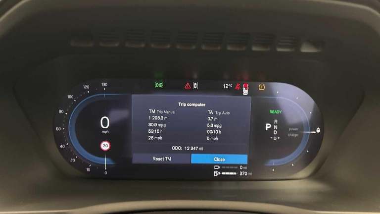 2025 Volvo XC90 Plus, T8 AWD Plug-in hybrid, Electric/Petrol, Dark, 7 Seats ( 360* Camera ) ESTAT...