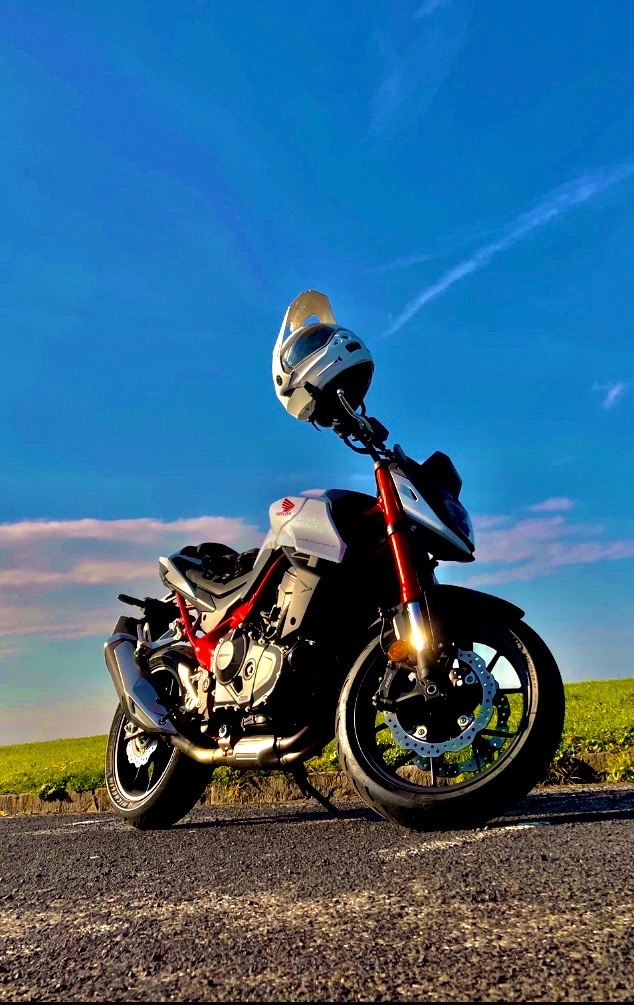 Honda CB750 Hornet 2023