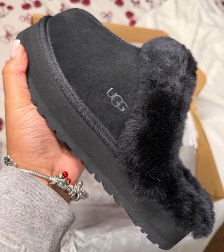 Black Ugg Slippers - Size 6 Brand New