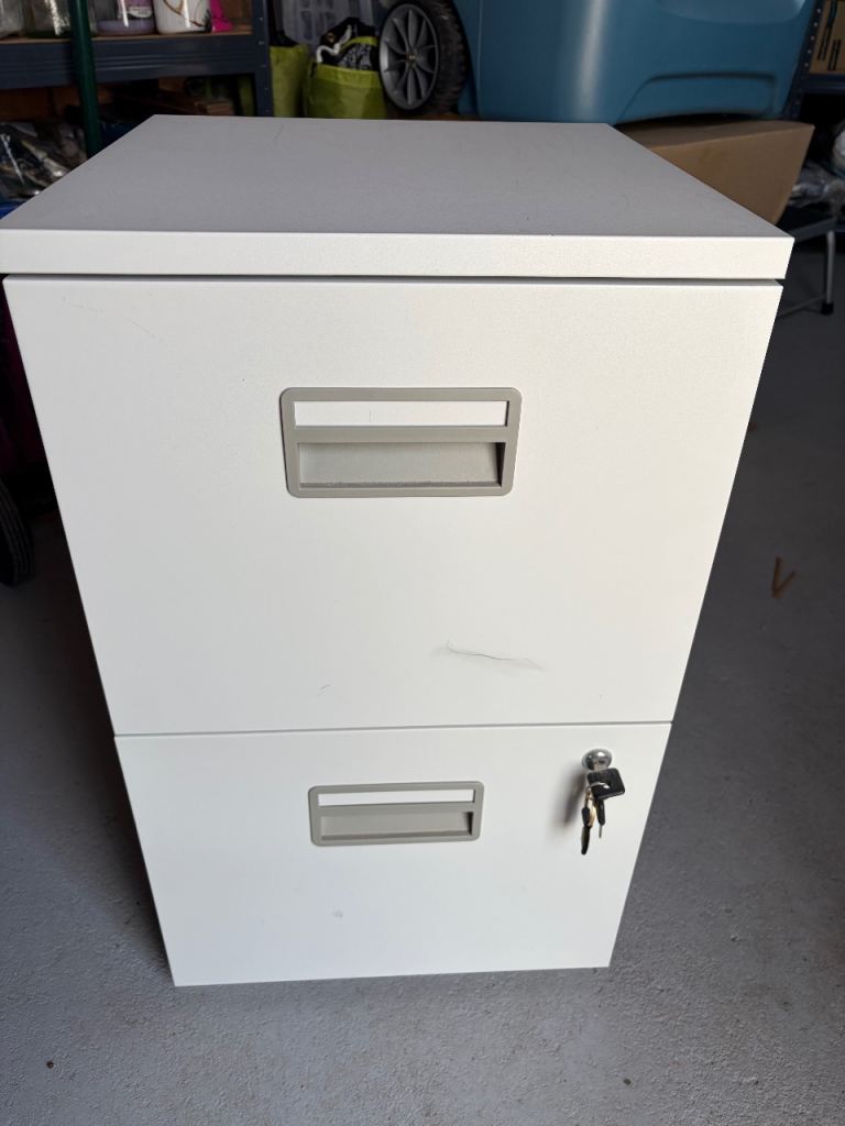 2 Drawer Filing cabinet with key