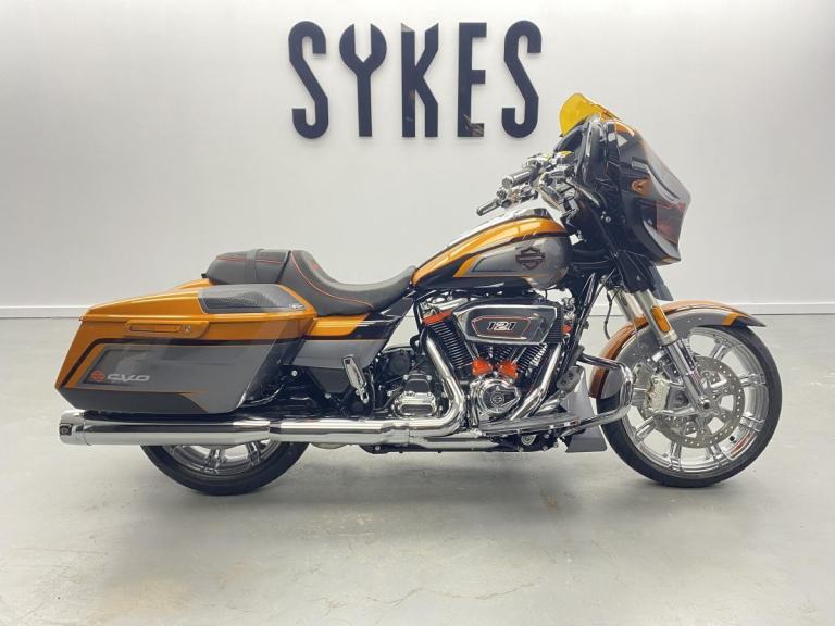 NEW 2026 Harley-Davidson FLHXSE Touring CVO Street Glide 121 in Torched Orange