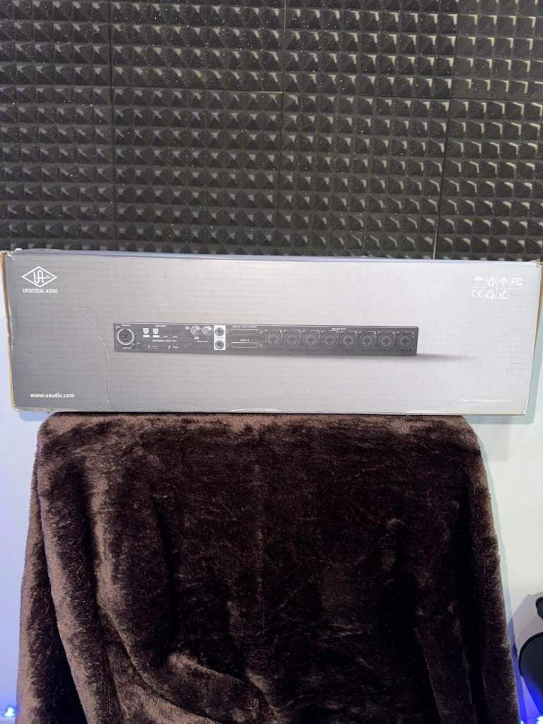 Apollo X8P Thunderbolt Studio Audio Interface With UAD Plug Ins - Barely Used!