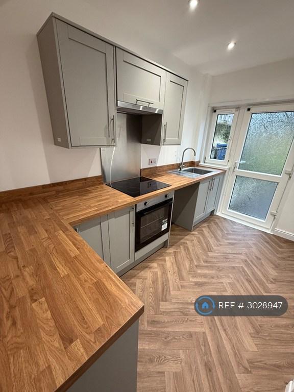 2 bedroom house in Mckinlay Avenue, Alexandria, G83 (2 bed) (#3028947)