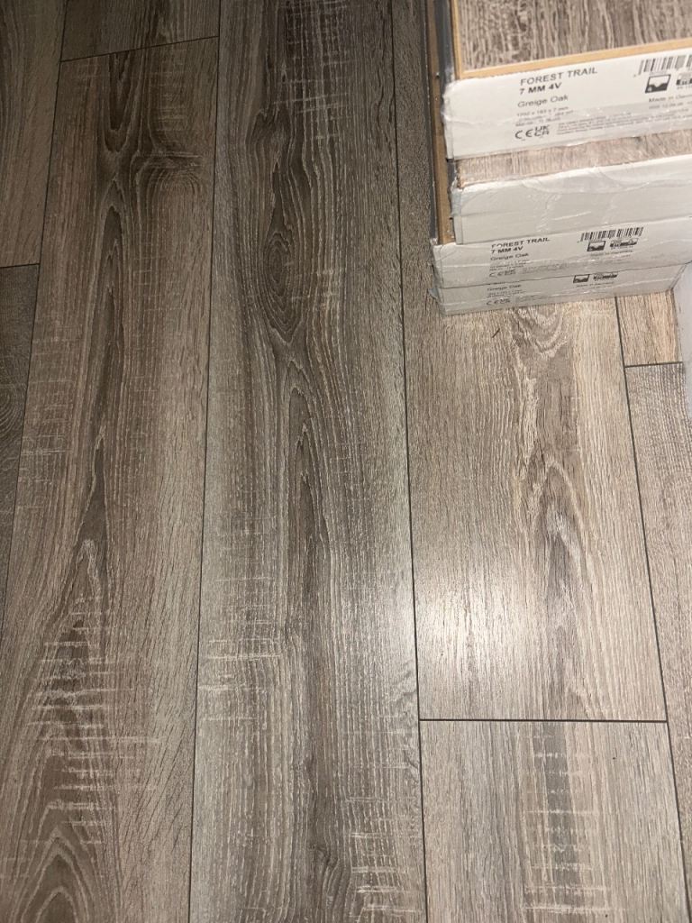 X4 boxes Greige Oak Laminate Flooring and full underlay