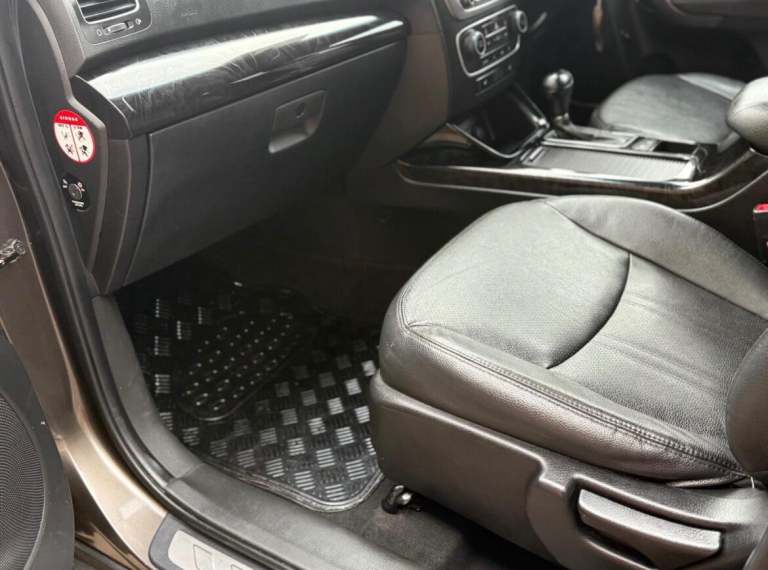 2013 Kia Sorento 2.2 CRDi KX-2 5dr Auto [Sat Nav] ESTATE DIESEL Automatic