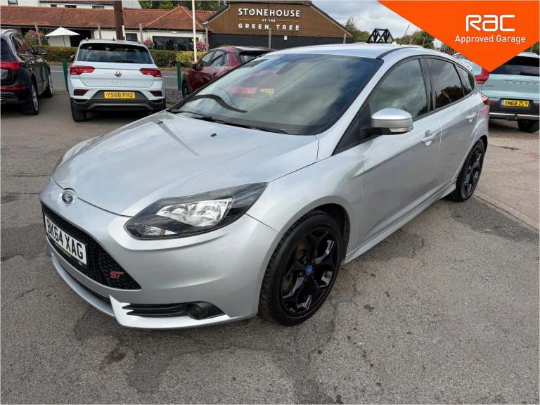2014 Ford Focus 2.0T ST-2 5dr HATCHBACK PETROL Manual