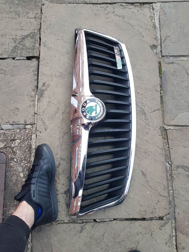 Skoda octavia front grill 