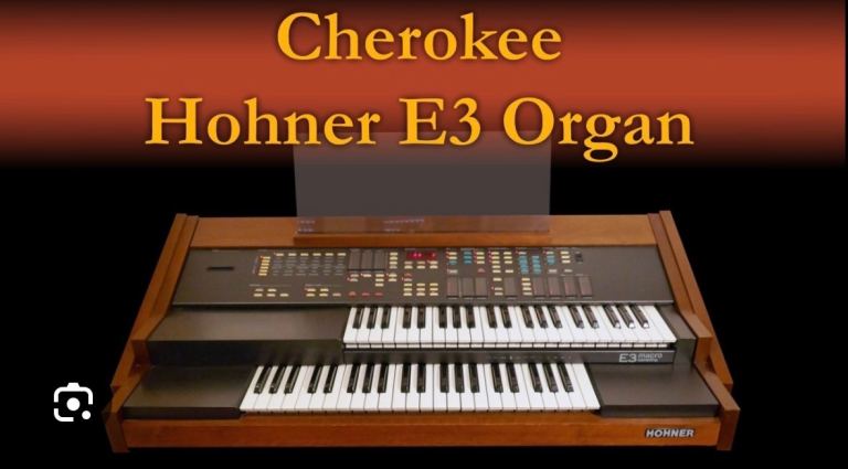 Hohner E3 Electric Organ - None Working 