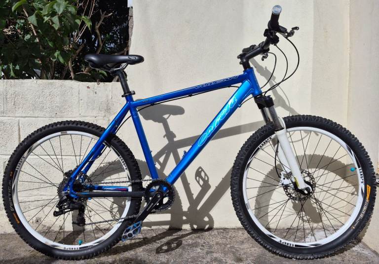 Men's carrera vulcan bike 