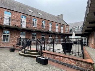 2 bedroom flat in Langstane Place, City Centre, Aberdeen, AB11 6FB