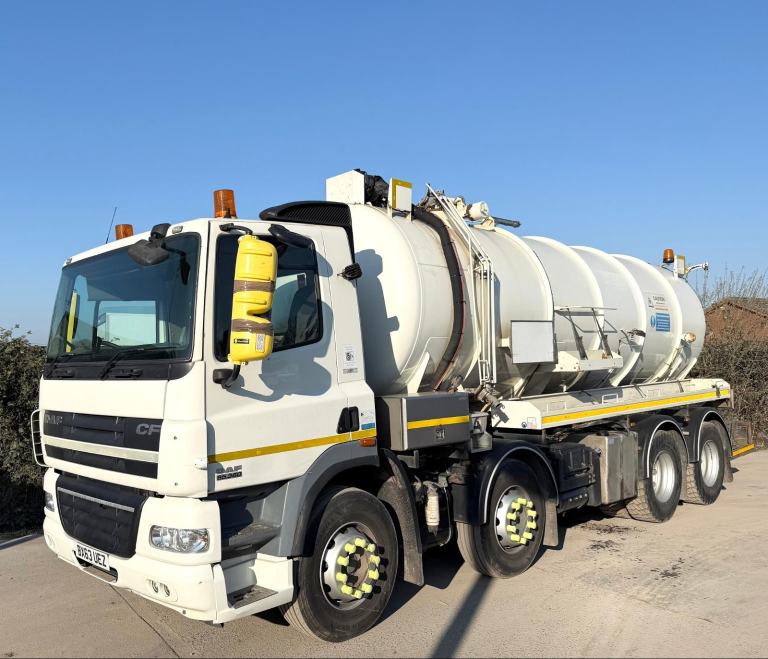 2013 DAF CF85.360 WHALE 18000L VACCUM TANKER 8X4 DOUBLE DRIVE A/C DIFF-LOCK EEV