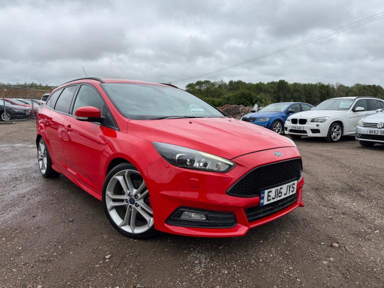 2015 Ford Focus 2.0 TDCi 185 ST-3 5dr ESTATE Diesel Manual