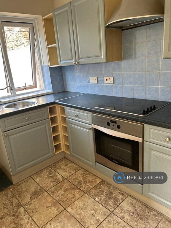 3 bedroom house in Chardsmead Road, Bridport, DT6 (3 bed) (#2990861)