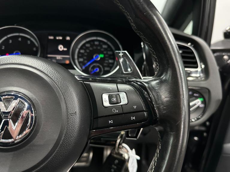 2016 Volkswagen Golf 2.0 TSI BlueMotion Tech R DSG 4Motion Euro 6 (s/s) 3dr HATCHBACK Petrol Auto...