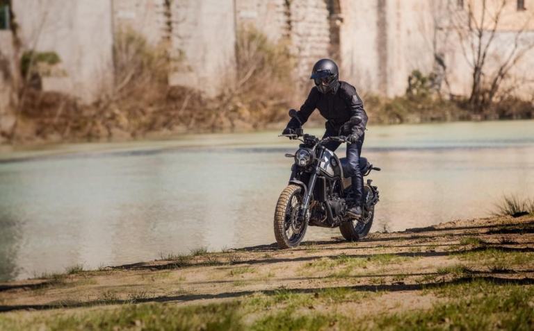 Benelli Leoncino 500 Trail A2 Retro Motorcycle Naked NEW 2024 74 Plate Pre Re...