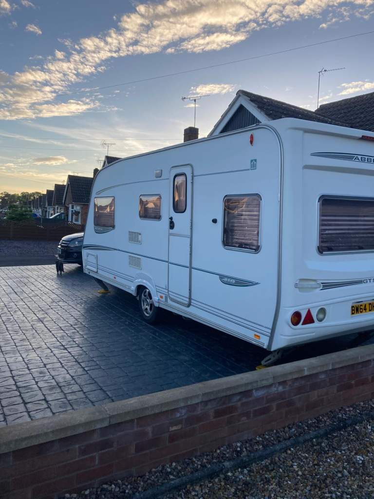 2005 Abbey 418GTS touring caravan 