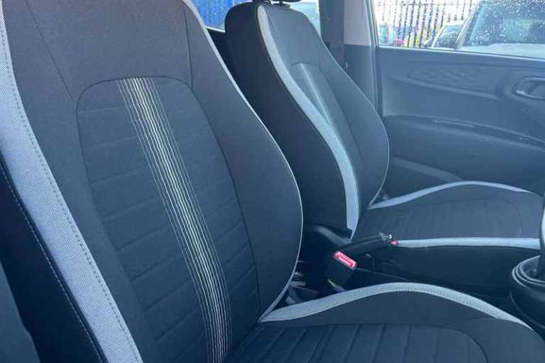 2025 Hyundai i10 1.0 Advance Hatchback 5dr Petrol Manual Euro 6 (s/s) (63 ps) Hatchback Petrol Ma...