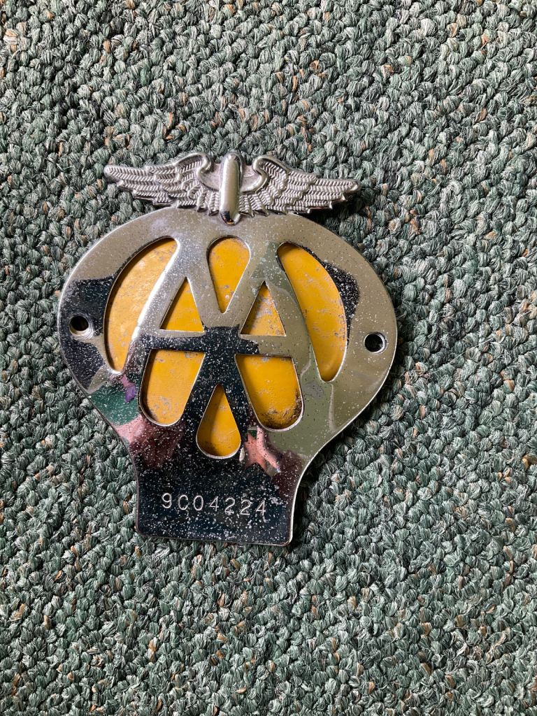 Vintage AA badge 1962/3