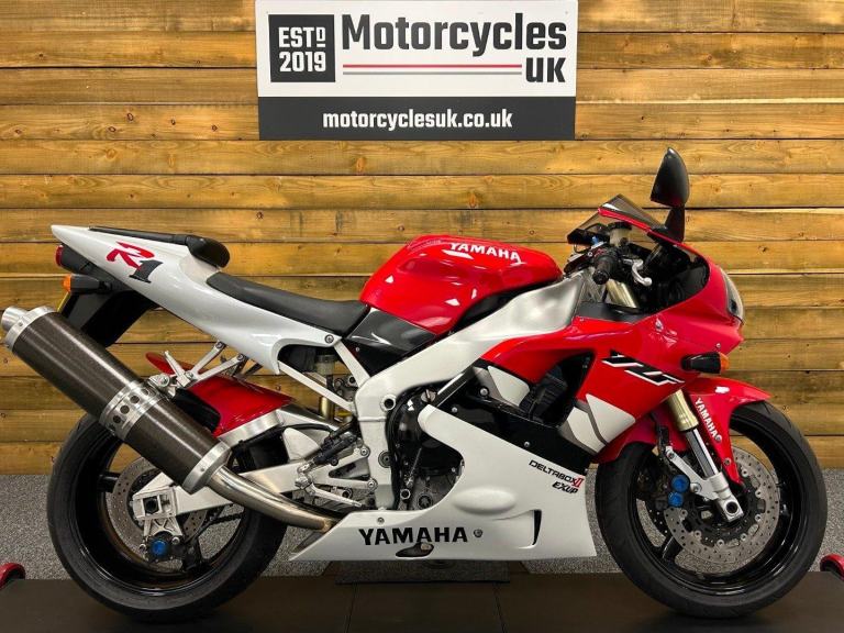 2000 YAMAHA YZF-R1 (1999 model 4XV), Only 14,823 Miles, must be viewed! 