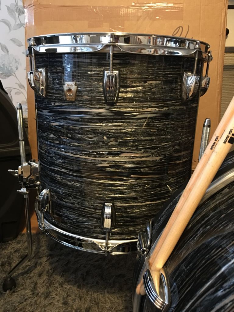 Ludwig Classic Maple Downbeat Kit In Vintage Black Oyster, Think Beatles!