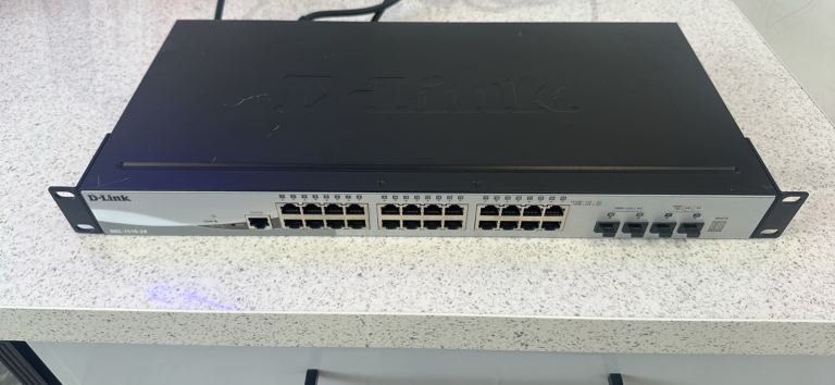 D-Link DGS-1510-28 28-Port Gigabit SmartPro Switch – Good Condition