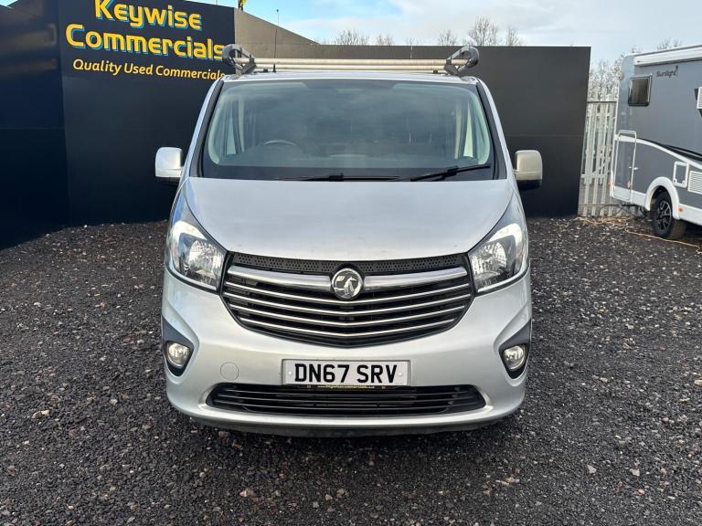 2017 Vauxhall Vivaro 1.6 CDTi 2900 BiTurbo ecoTEC Sportive Crew Van L2 H1 Euro 6 (s/s) 5dr (6 Se ...