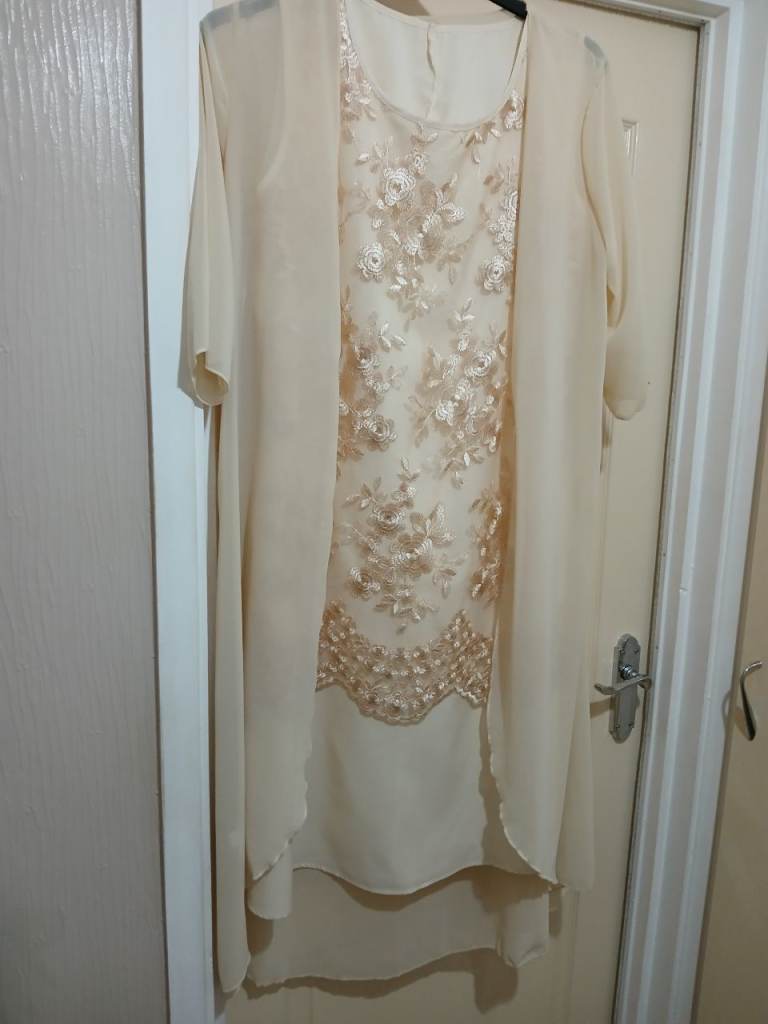 Accasional dress