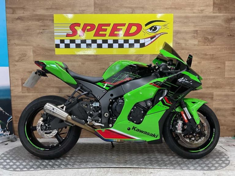 KAWASAKI ZX10R