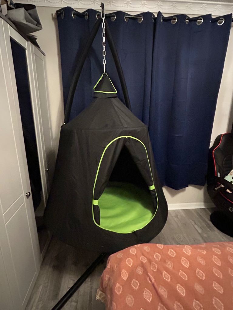 Kids Hanging Tent Swing Chair – Black & Green, Good Condition