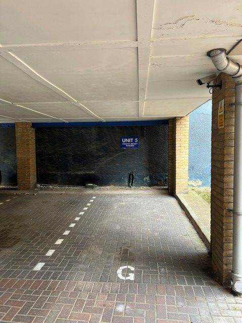 Secure Covered Gated Parking Space –  E1 6NW – Liverpool Street / Spitalfields
