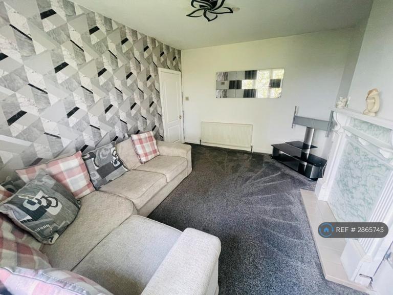 2 bedroom flat in Knightswood, Glasgow, G13 (2 bed) (#2865745)