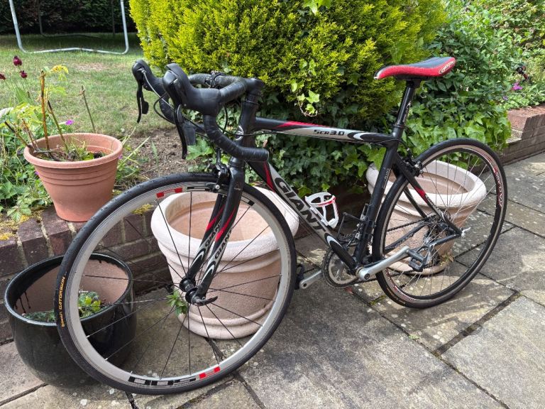 Giant SCR 3.0 Road Bike - Medium Frame, Black, Good Condition