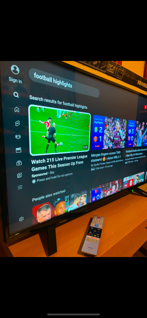 Toshiba 43 inch hd led smart tv with base legs remote 