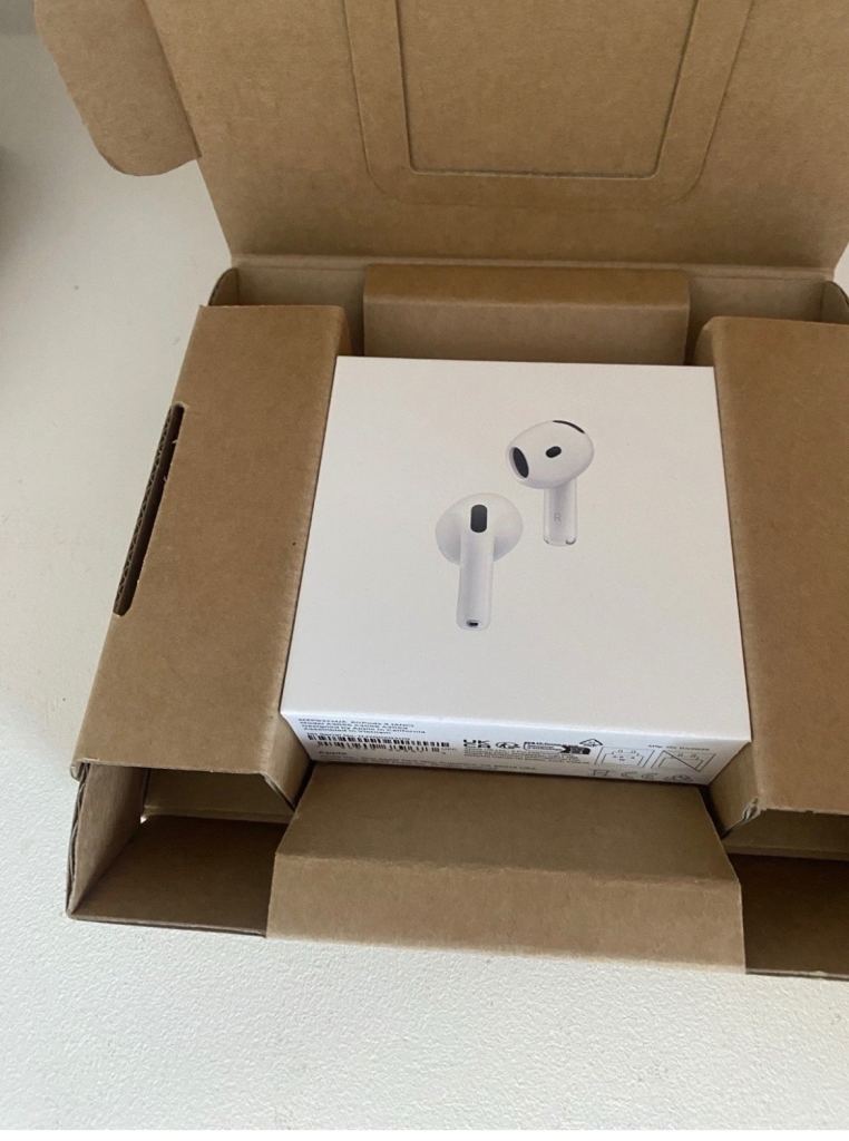 Apple AirPods 4th Gen (USB-C) Wireless AirPods with Charging Case sealed brand new