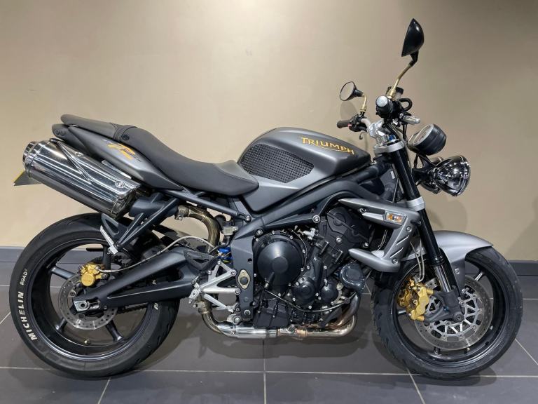 Triumph Street Triple 675R matte graphite grey 2010