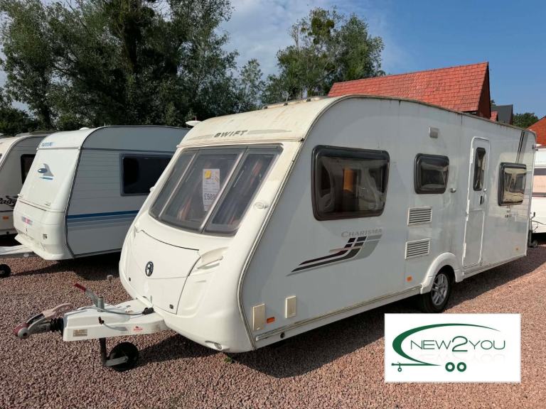 2009 Swift Charisma 565 6 Berth FIXED BUNKS Caravan - STOCK H127