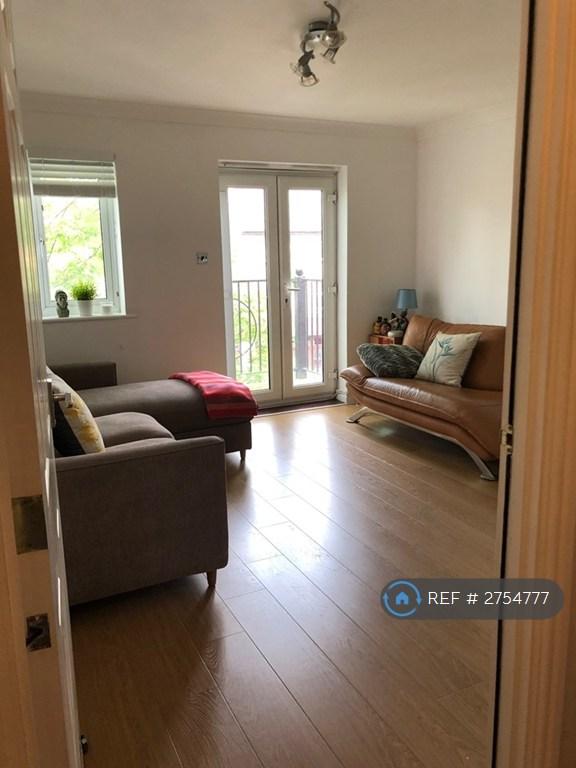 1 bedroom flat in Brotherhood Court, Hayes, UB3 (1 bed) (#2754777)