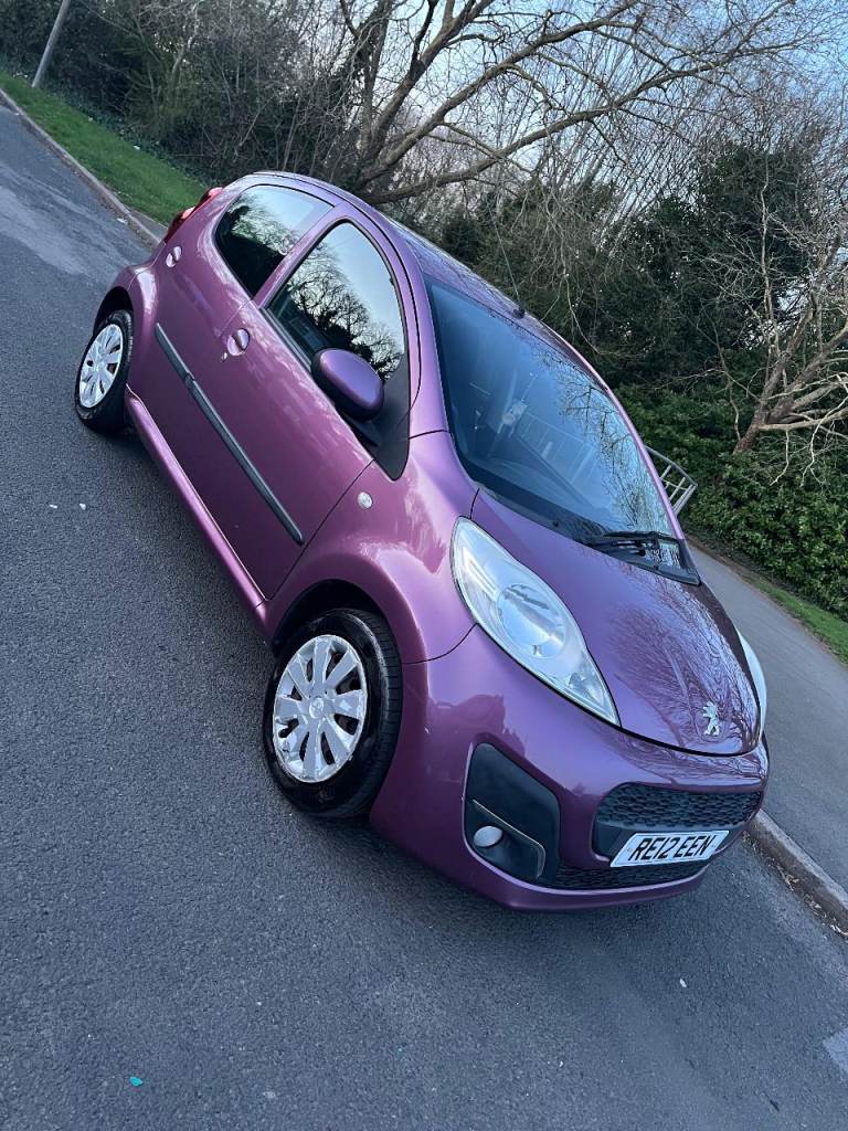 Peugeot  107 11 months MOT cheap running great little car