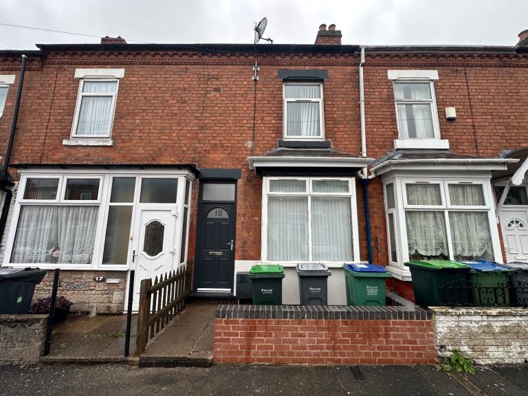 To Let 2 Bedroom Terraced House
