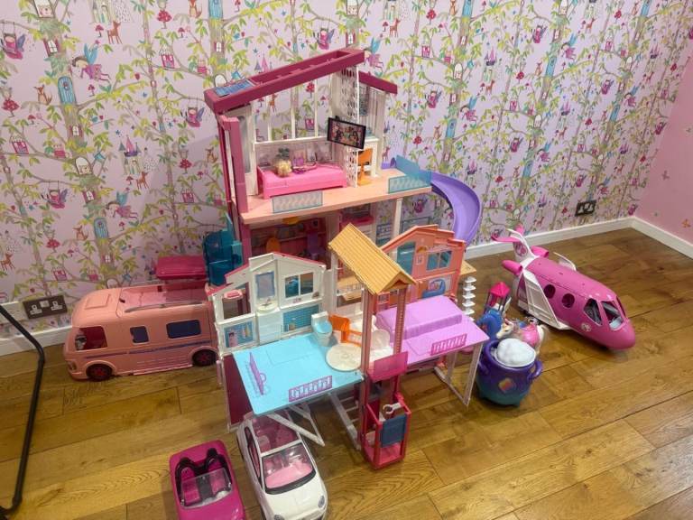 Barbie houses 