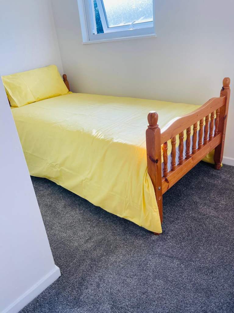 Single Room to Rent in UB8 2JU – £800 PCM | Garden & Parking