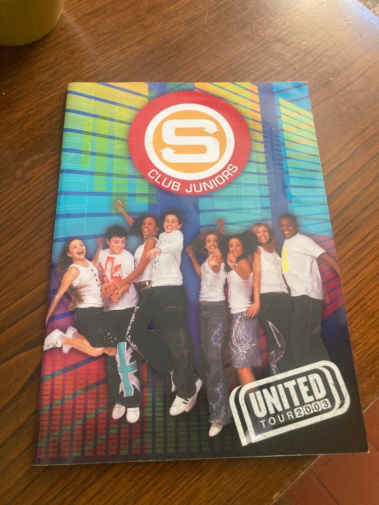 S Club Juniors United Tour 2003 Souvenir Programme – Good Condition