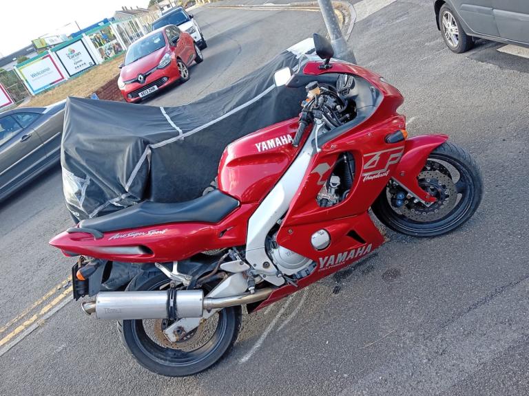 Yamaha, YZF, 2003, 599 (cc)