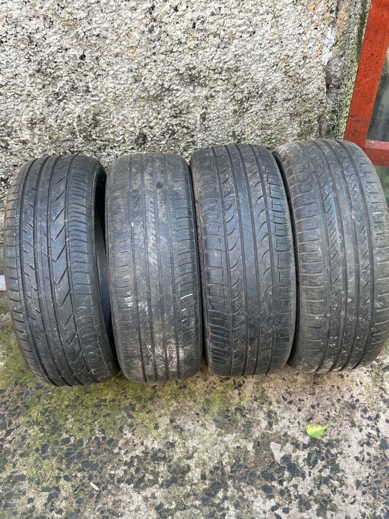 205/55/16 4x tyres 15£ each 