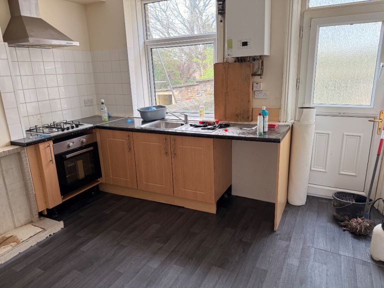 2 bed house Daisy Hill Lane to rent near Bradford Royal Infirmary (BRI) Unfurnished