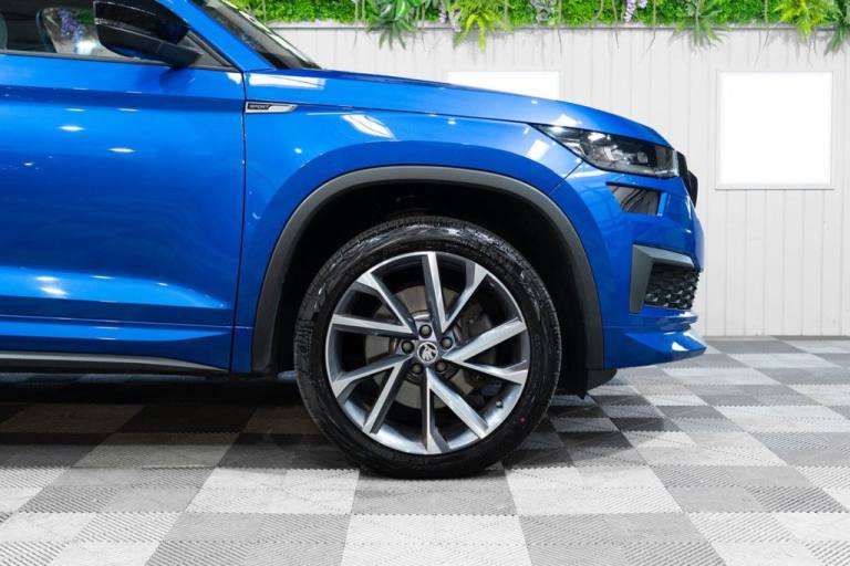 2022 Skoda Kodiaq 2.0 TDI SportLine SUV 5dr Diesel DSG 4WD Euro 6 (s/s) (7 Seat) (200 ps) ESTATE ...