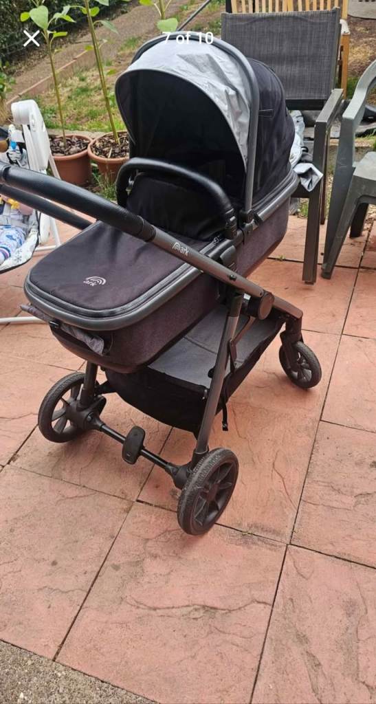Ark pushchair