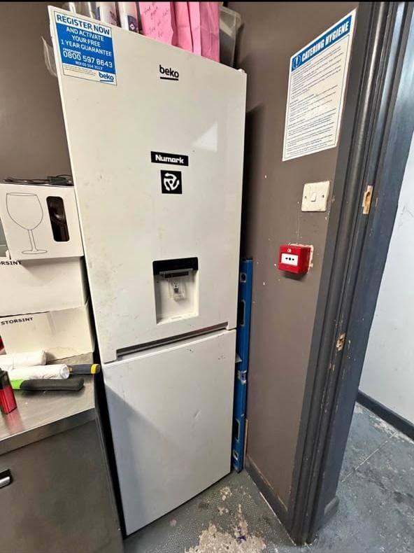 Beko Fridge Freezer with Water Dispenser – Good Condition